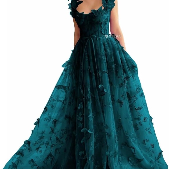 2 brand new tulle gowns - Picture 2 of 4